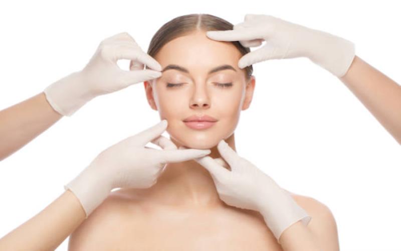 Transforming Aesthetics with Precision The Rise of World-Class Plastic Surgery Clinics
